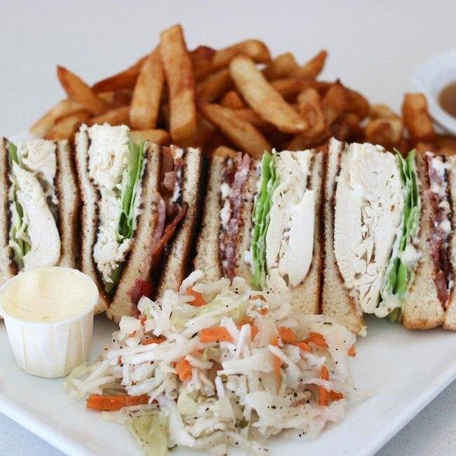 1 Gars 1 Fille Chez Vic Restaurant Saint-Jérôme, QC