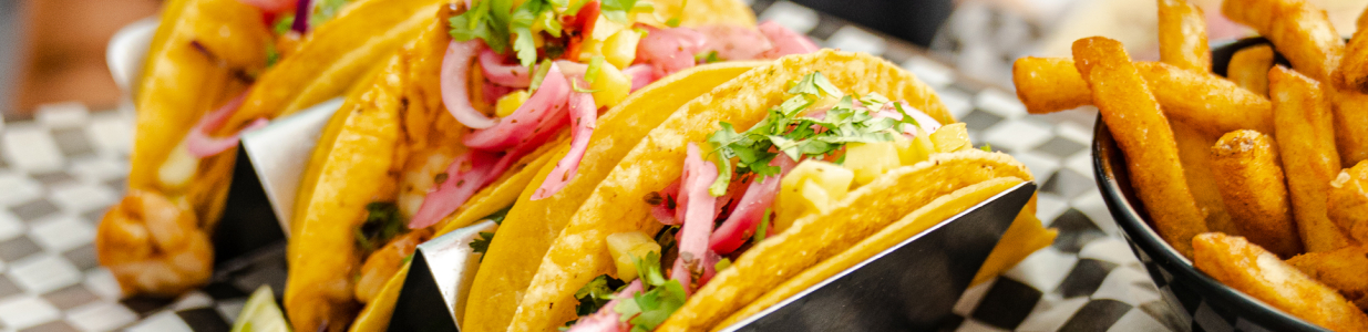 3 Amigos Cover Image