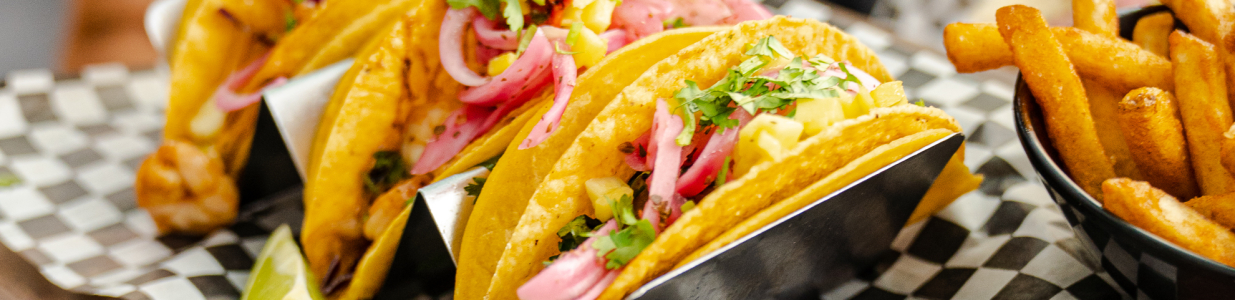 3 Amigos Cover Image