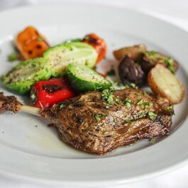 &Agrave; La Table d'Outremont - Restaurants pr&egrave;s du m&eacute;tro C&ocirc;te-des-Neiges (H3T 1X8)