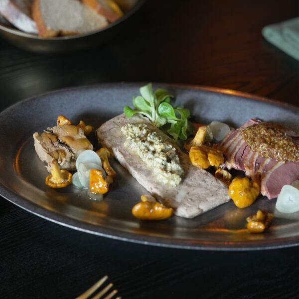 Asteur Restaurant Boisbriand, QC