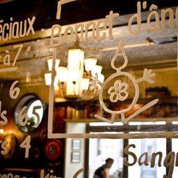 Le Bonnet D'Âne Restaurant Photo 2 - Le Bonnet D'Âne RestoQuebec.ca