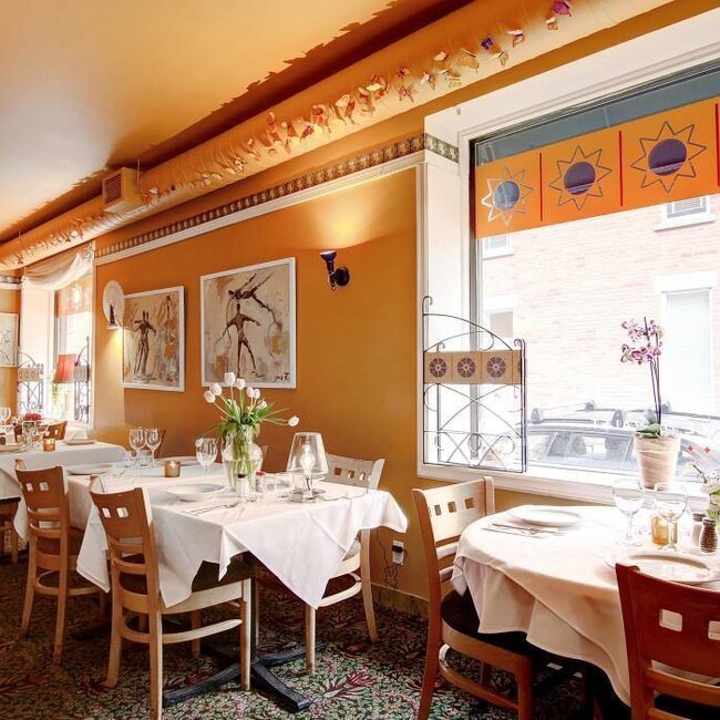 Au Tarot - Restaurant Méditerranéenne à Le Plateau-Mont-Royal, Montréal