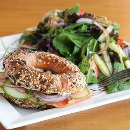 Bagel St-Eustache RestoMontreal.ca