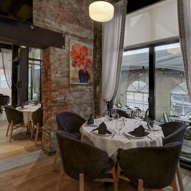 BALOS - Restaurant Méditerranéenne à Westmount, Montréal