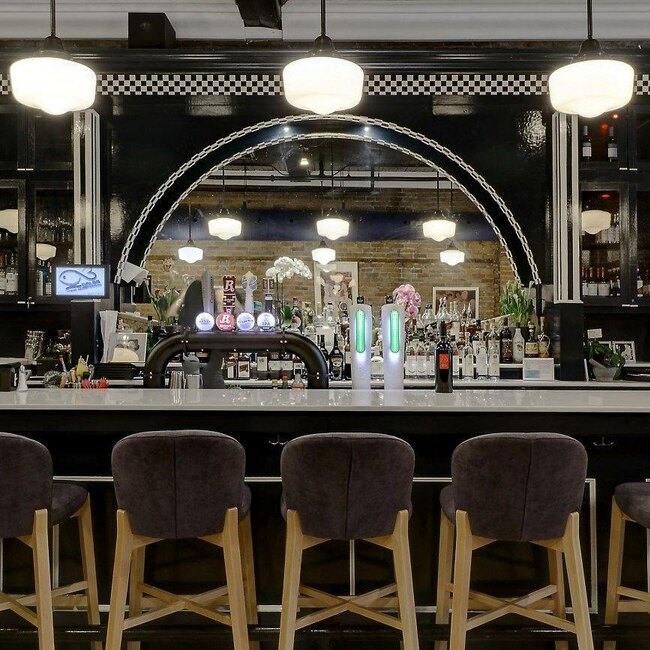 BALOS - Restaurant Méditerranéenne à Westmount, Montréal