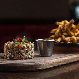 Aurochs Steakhouse - Lounge +18ans RestoMontreal.ca