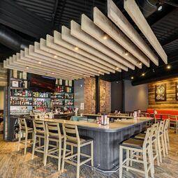 Barbies Resto Bar Grill RestoMontreal.ca