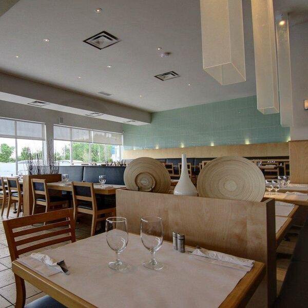 Le Basilic Vert - Restaurant Thaïlandaise à Sainte-Dorothée, Laval