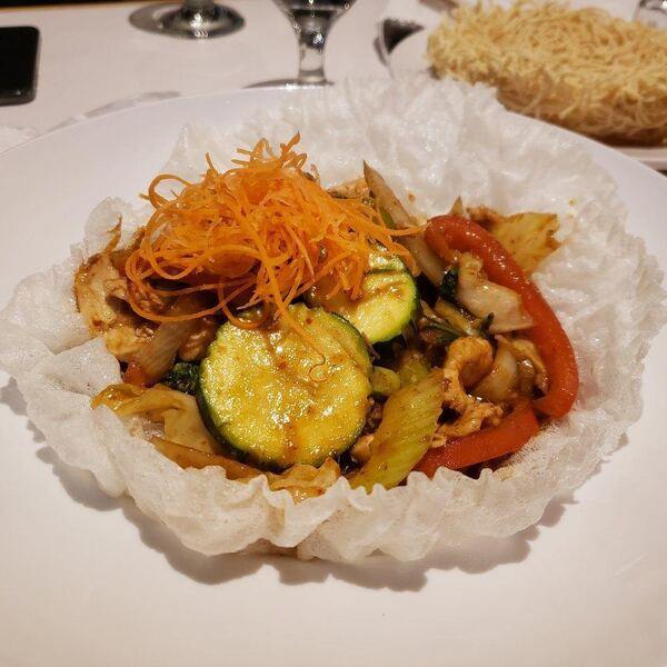 Le Basilic Vert - Restaurant Thaïlandaise à Sainte-Dorothée, Laval