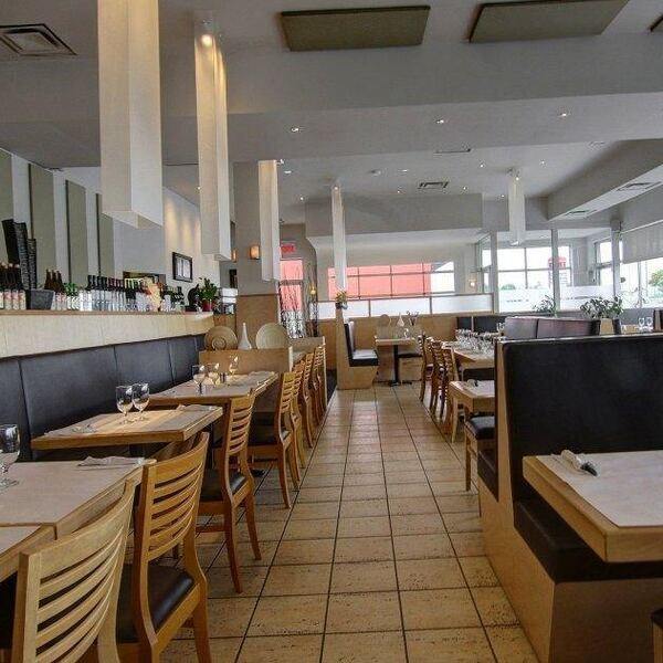 Le Basilic Vert - Restaurant Thaïlandaise à Sainte-Dorothée, Laval