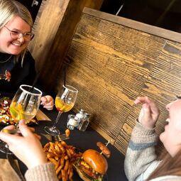 Resto et Pub d'La Cache Steakhouse Restaurant