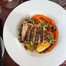 Souper - Restaurant Beffroi Steakhouse Steakhouse Restaurant Souper - Restaurant Beffroi Steakhouse Steakhouse Restaurant