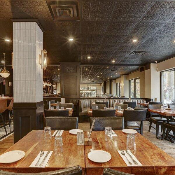 Bidon Taverne Culinaire - Restaurant Bistro Cuisine Française Saint-Lambert & Sainte-Julie