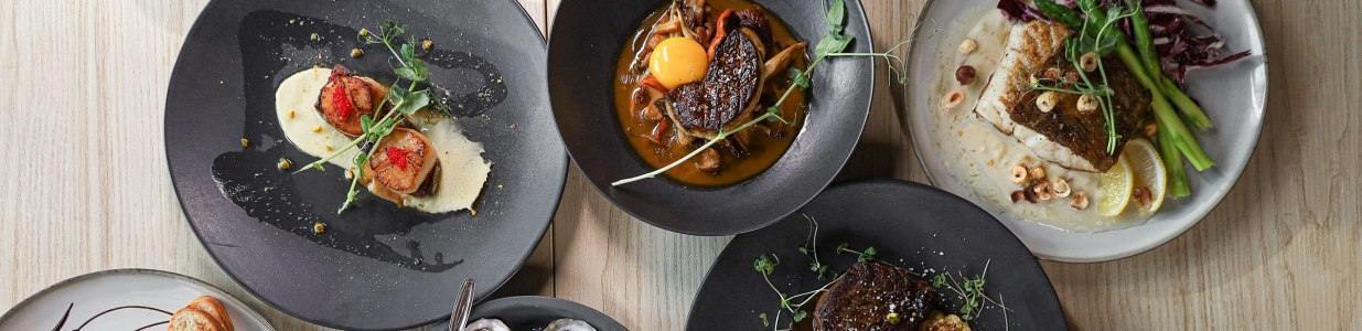 Bistro Louis XIV Cover Image