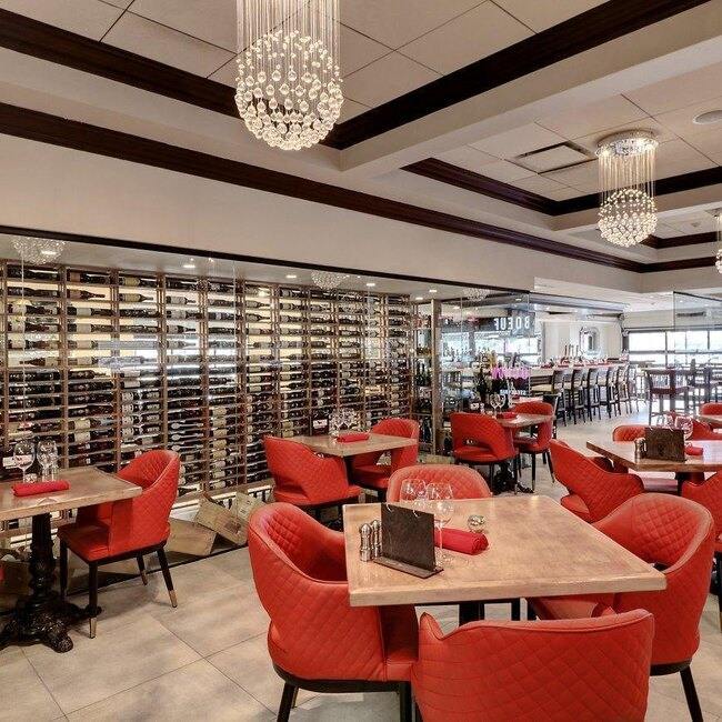 Le Boeuf Cochon Steak House & Bar in Laval, Saint-Jérôme & Rosemère