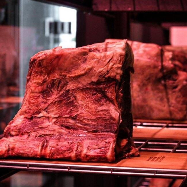 Le Boeuf Cochon Steak House & Bar in Laval, Saint-Jérôme & Rosemère