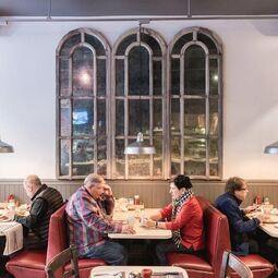 Buffet de L'Antiquaire RestoQuebec.ca