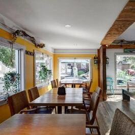 Burger BUM Burgers Restaurant