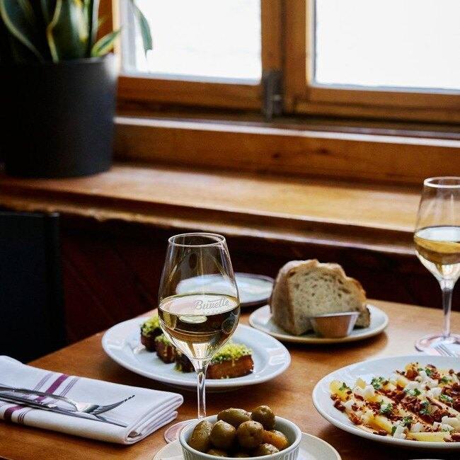 Buvette Scott - Restaurant Du Terroir à Haute-Ville (St-Jean-Baptiste), Québec