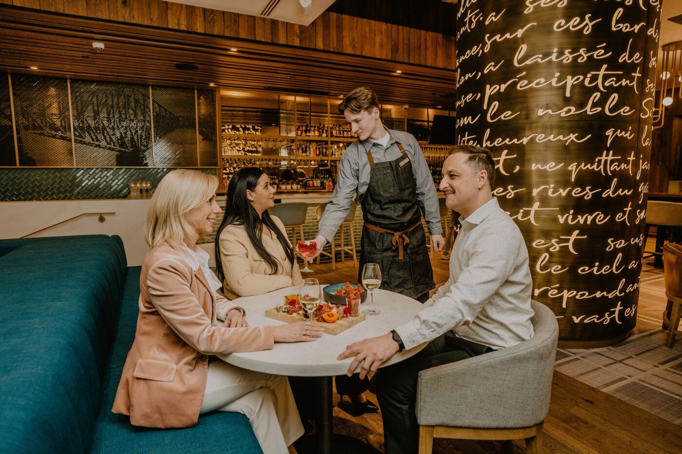 CABU boire et manger - Restaurant Déjeuner à Vieux-Québec, Québec