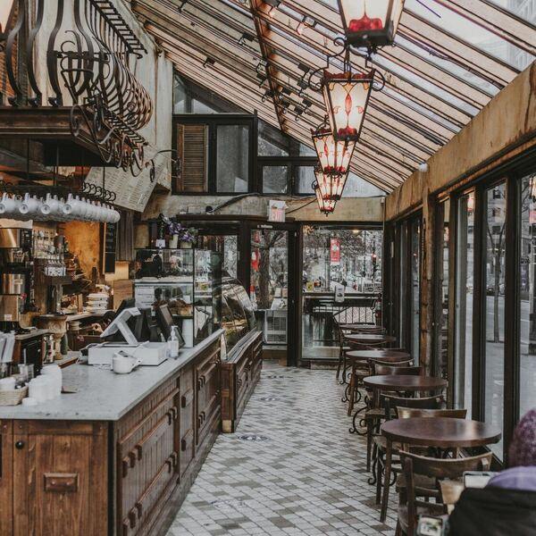 Café Castel - Restaurant Café à Westmount, Montréal