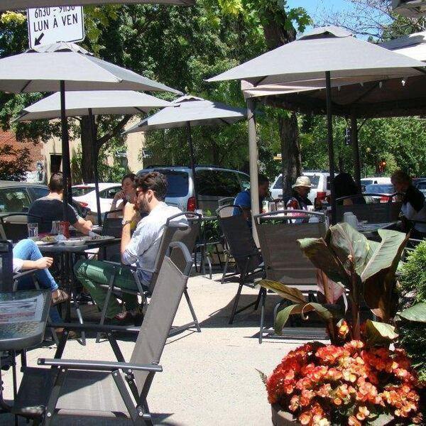 Resto Café Oxford - Restaurant Déjeuner à Notre-Dame-de-Grâce (NDG), Montréal