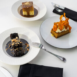 Café Québecor Bistro Restaurant Café Québecor Bistro Restaurant