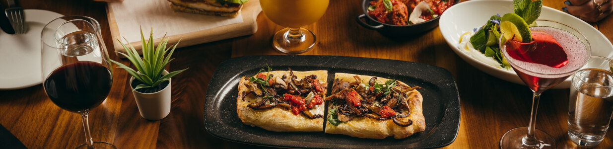 Canti Osteria & Bar Cover Image