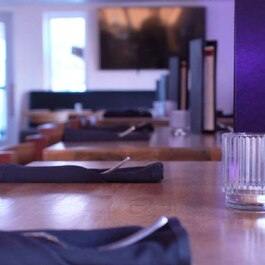 Carol à Gogo Bistro Restaurant