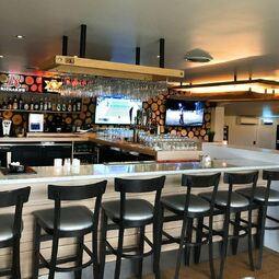 Cartier Resto Bar RestoQuebec.ca
