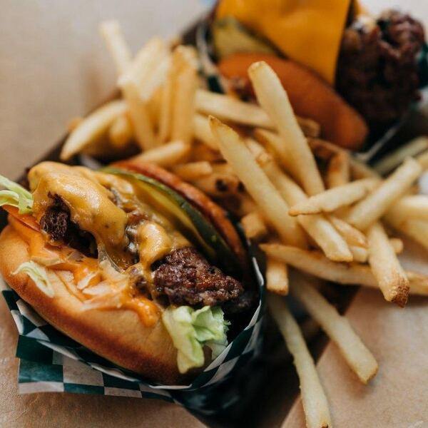 Casse-Croûte MangeDansMonHood Restaurant Montréal, QC