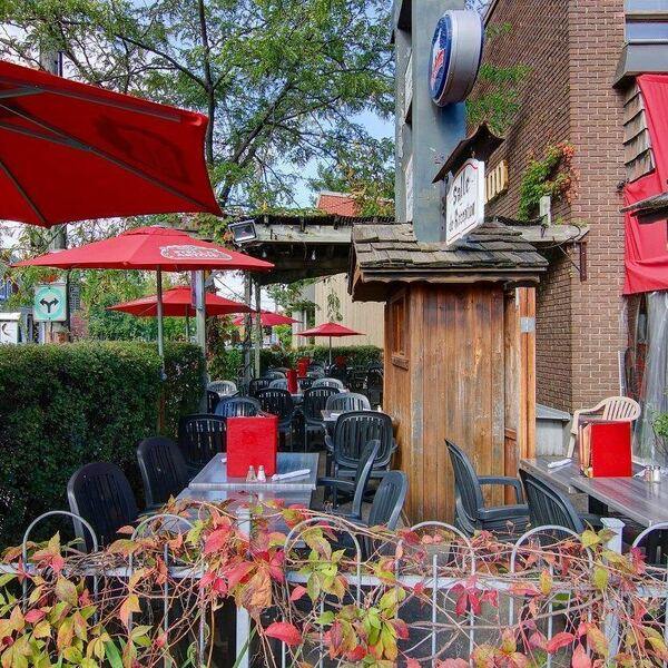 Resto-Pub Chez Vincent - Restaurant Bistro à Longueuil