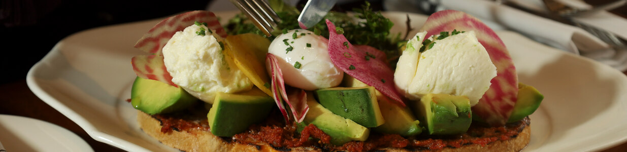 Commodore Restaurant Cover Image