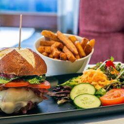 Conti - Italian, Breakfast, Cafés, Soups Restaurants in Quebec