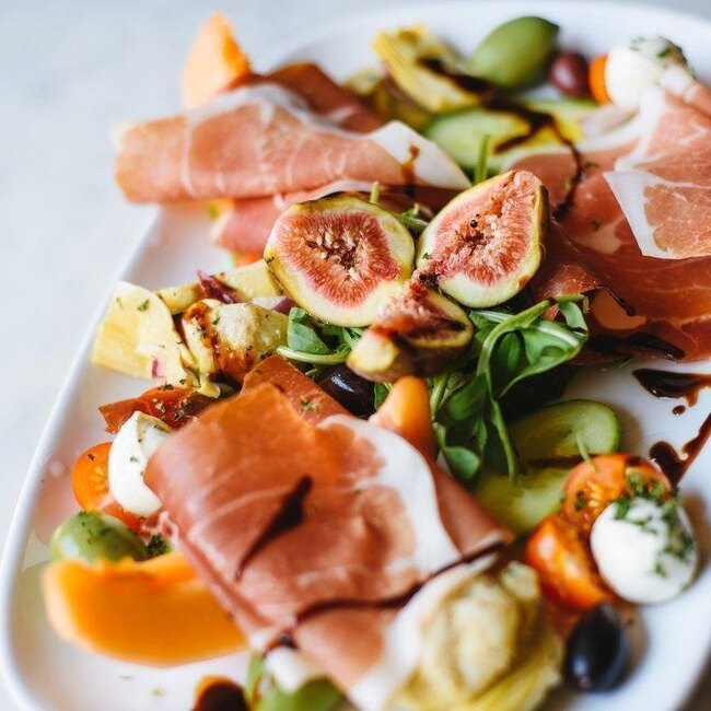 Ristorante Pizzeria Corneli, Petite-Italie, Montréal et Laval - Restaurant italienn