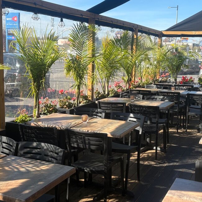 Ristorante Pizzeria Corneli, Petite-Italie, Montréal et Laval - Restaurant italienn