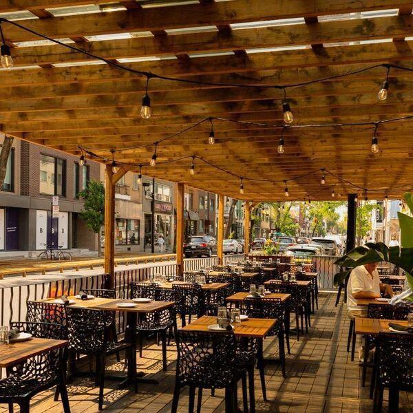 Ristorante Pizzeria Corneli, Petite-Italie, Montréal et Laval - Restaurant italienn