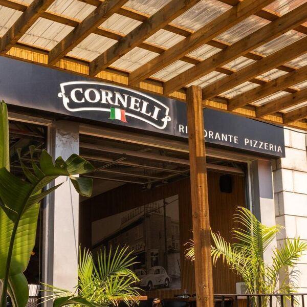 Ristorante Pizzeria Corneli, Petite-Italie, Montréal et Laval - Restaurant italienn