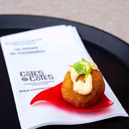 Côtes-à-Côtes Traiteur & Foodtrucks RestoQuebec.ca