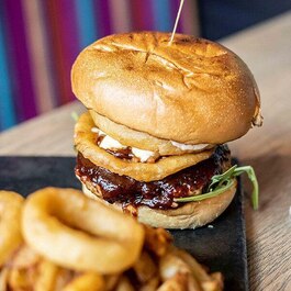 Côtes-à-Côtes Traiteur & Foodtrucks RestoQuebec.ca