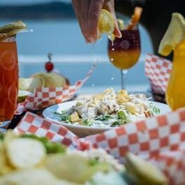 Menu Bistro - Croisières AML RestoQuebec.ca