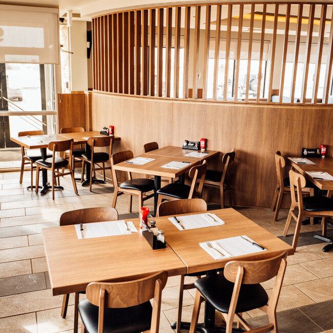 Delicia - Restaurant Deli à Sainte-Dorothée, Laval