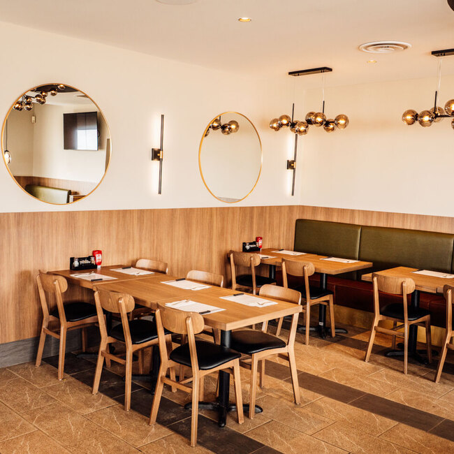 Delicia - Restaurant Deli à Sainte-Dorothée, Laval