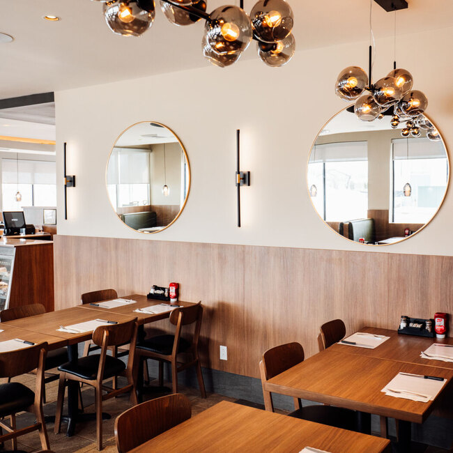 Delicia - Restaurant Deli à Sainte-Dorothée, Laval