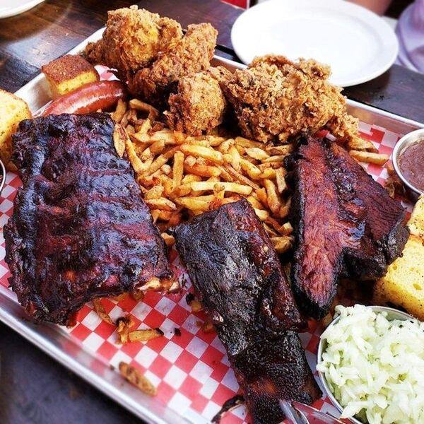 Diablos BBQ Smokehouse Restaurant Montreal, QC