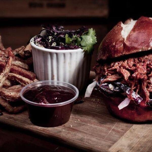 Diablos BBQ Smokehouse - Restaurant BBQ à Le Plateau-Mont-Royal, Montréal