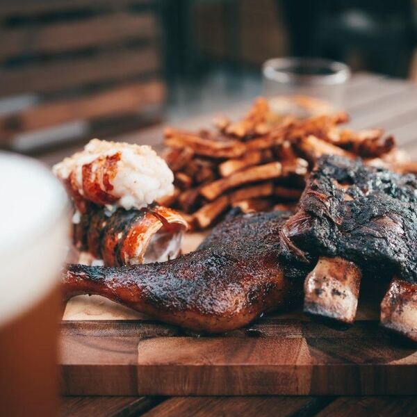 Diablos BBQ Smokehouse - Restaurant BBQ à Le Plateau-Mont-Royal, Montréal
