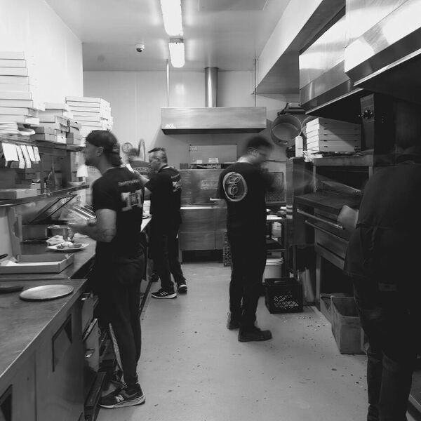 Elio Pizzeria Ristorante - Restaurant Italienne à Rosemont-La Petite-Patrie, Montréal
