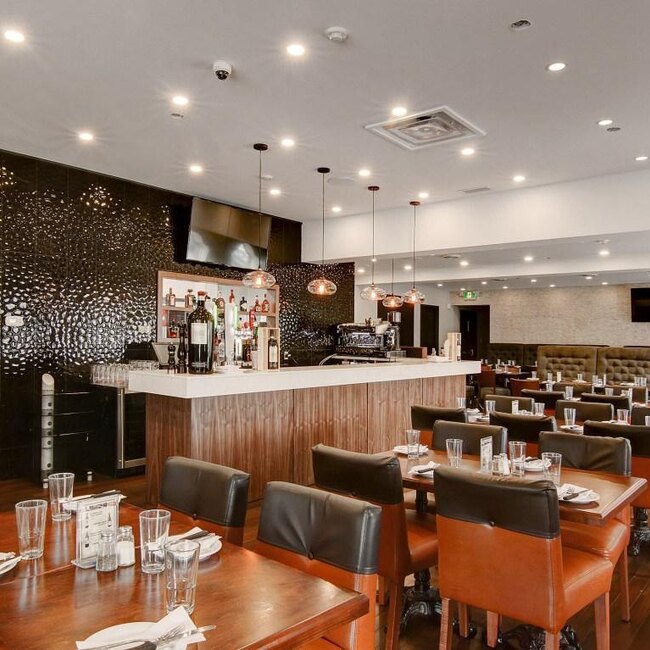 Elio Pizzeria Ristorante - Restaurant Italienne à Rosemont-La Petite-Patrie, Montréal